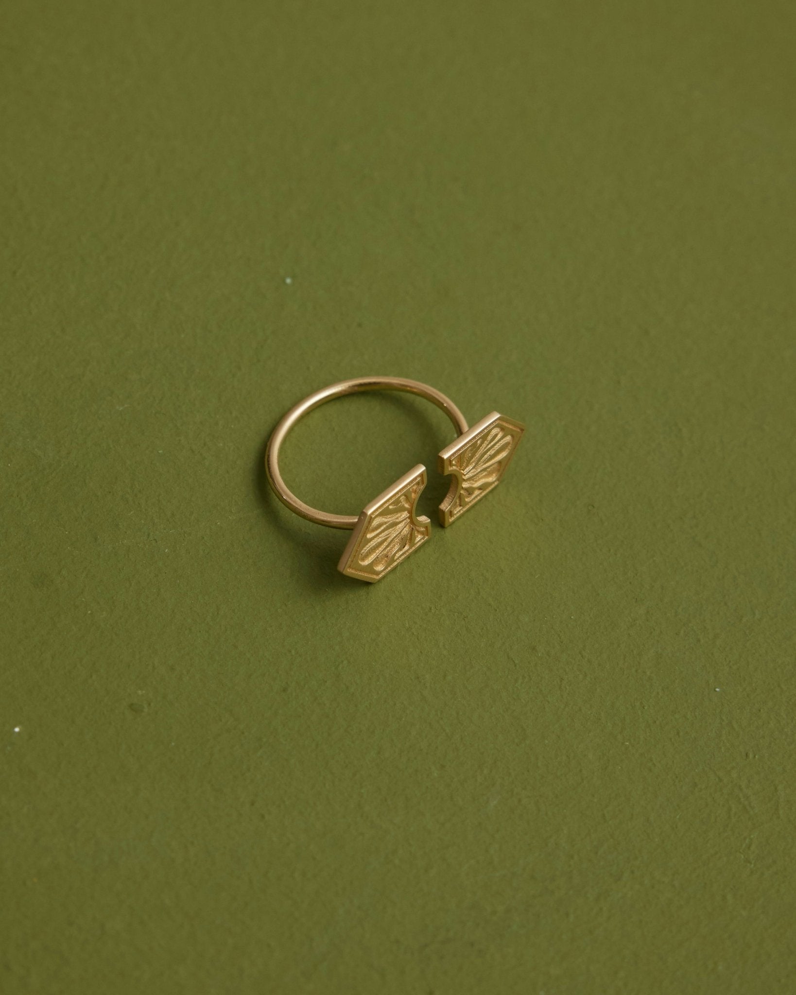 Zéje Fine Jewelry - Hapësirë Ring - Fine Jewelry